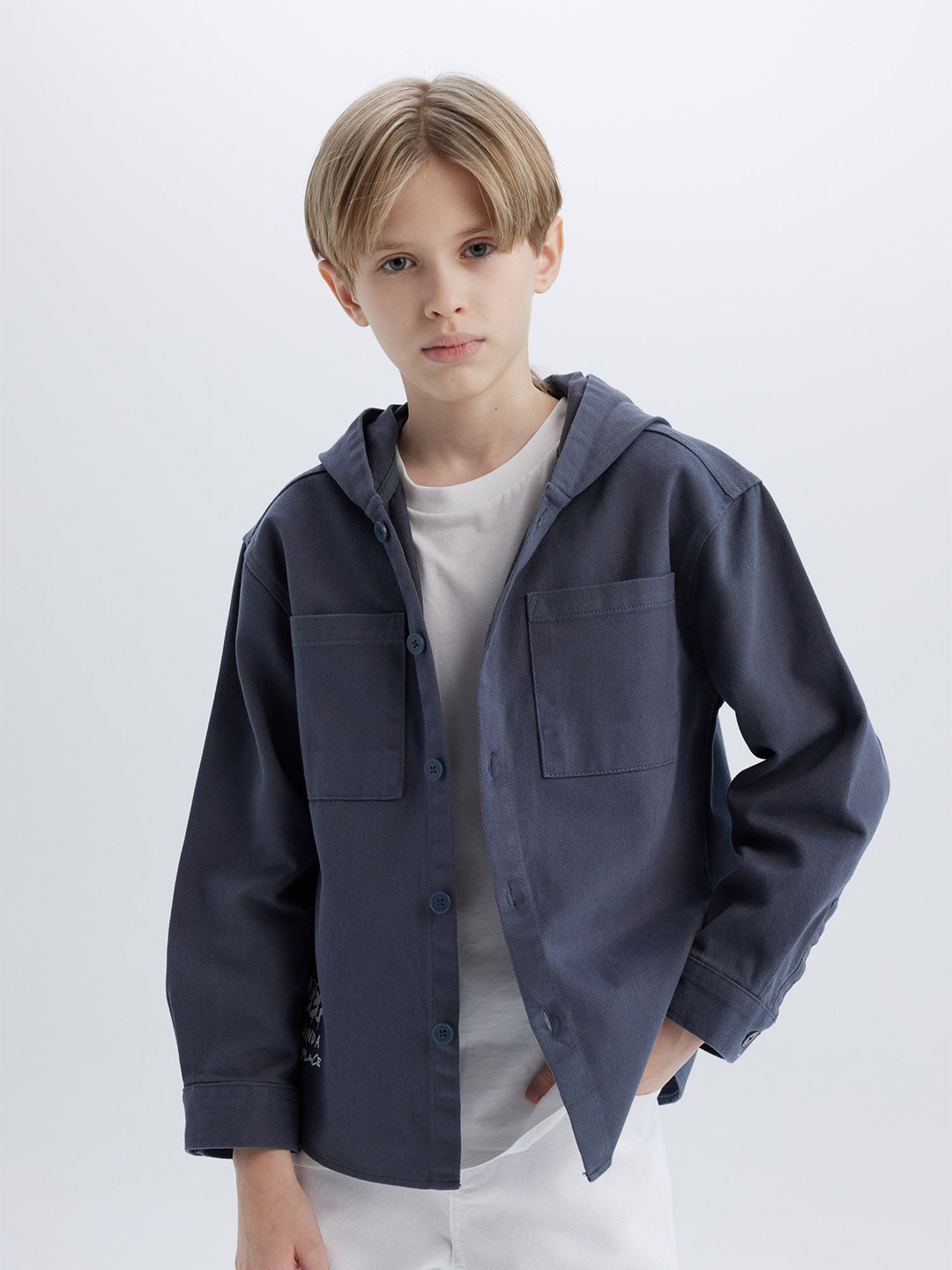 

DeFacto Boys Solid Hooded Long Sleeves Pure Cotton Casual Shirt, Navy blue