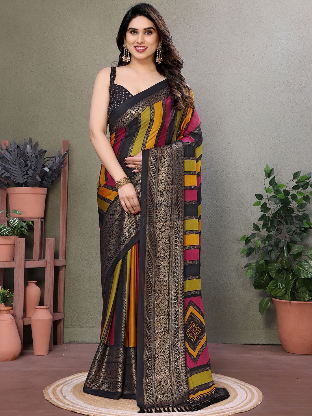 

LeeliPeeri Designer Striped Saree with Blouse Piece, Black