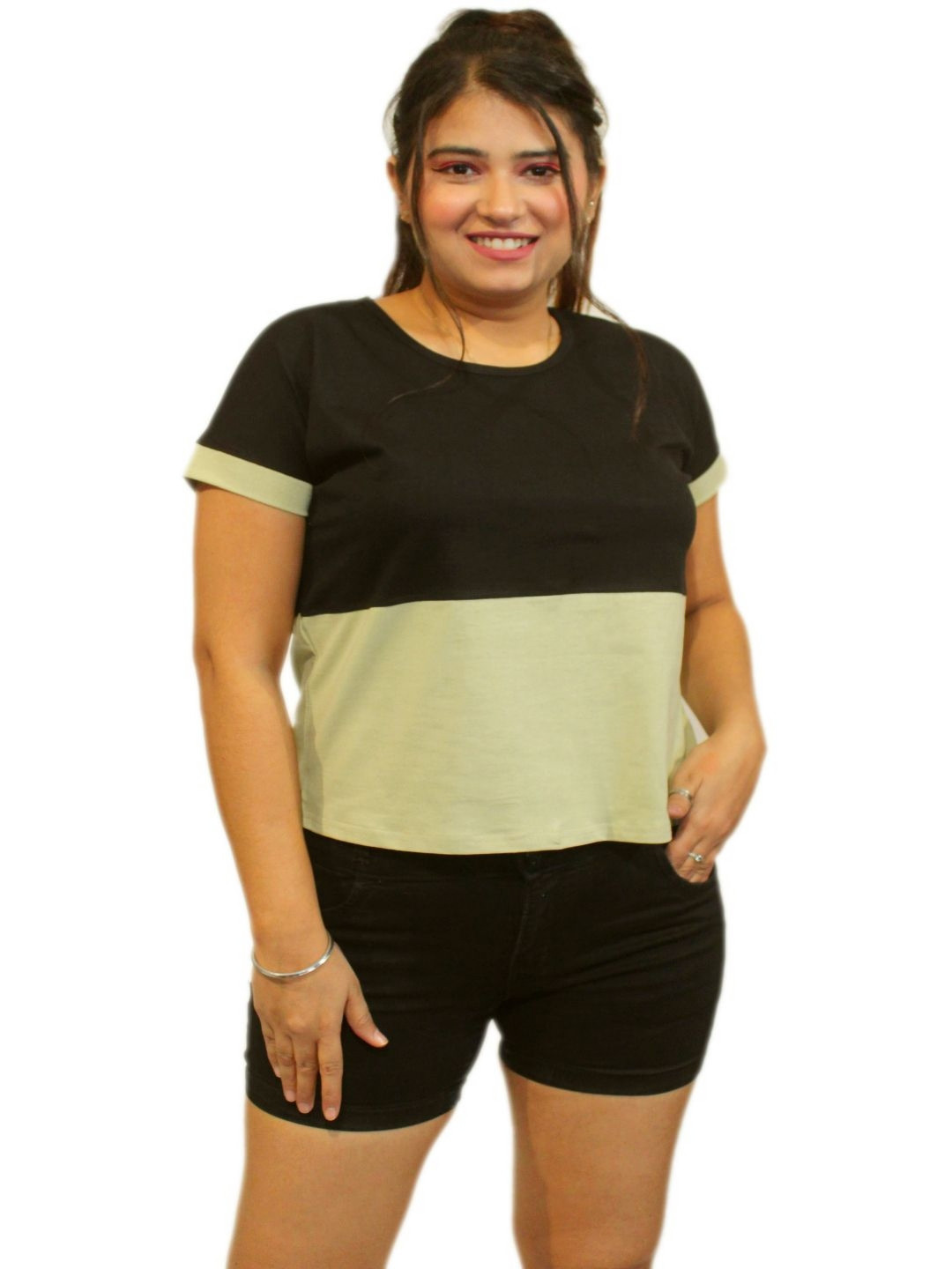 

PINK SHELL Women Colourblocked Round Neck Cotton T-shirt, Olive