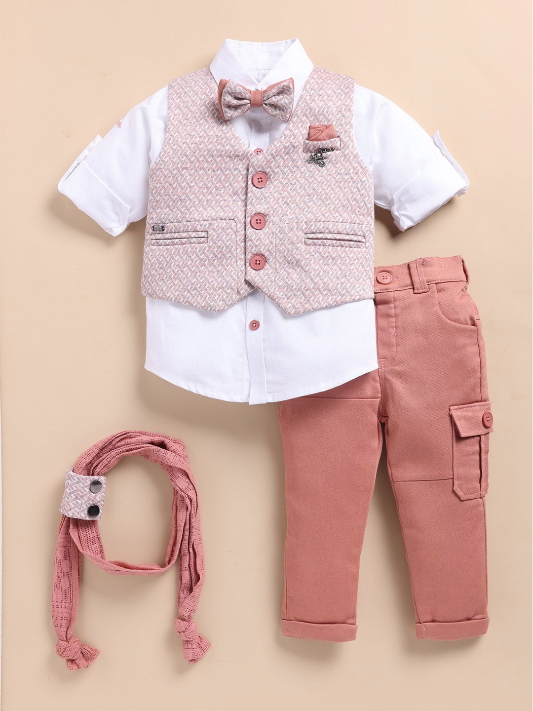 

LITTLE COLLARS Boys Self Design Collarless Single-Breasted 5-Pieces Suits, Peach