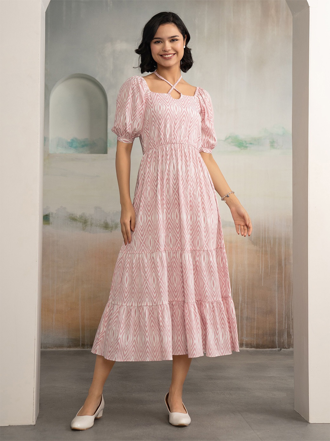 

AASK Women Floral Pink Printed Crush Crepe Tiered Fit & Flare Midi Length Dress