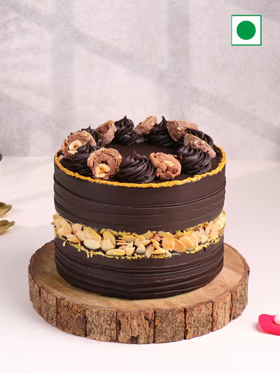 

Floweraura Chocolate Flavour Eggless Round Shape Cake-1kg, Brown
