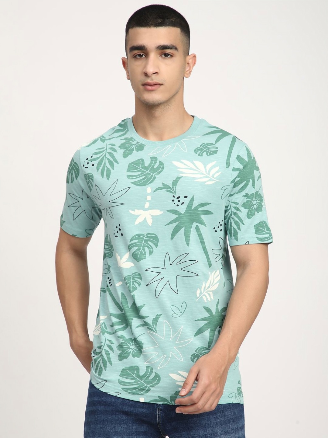

R&B Men Floral Printed Round Neck Cotton T-shirt, Green