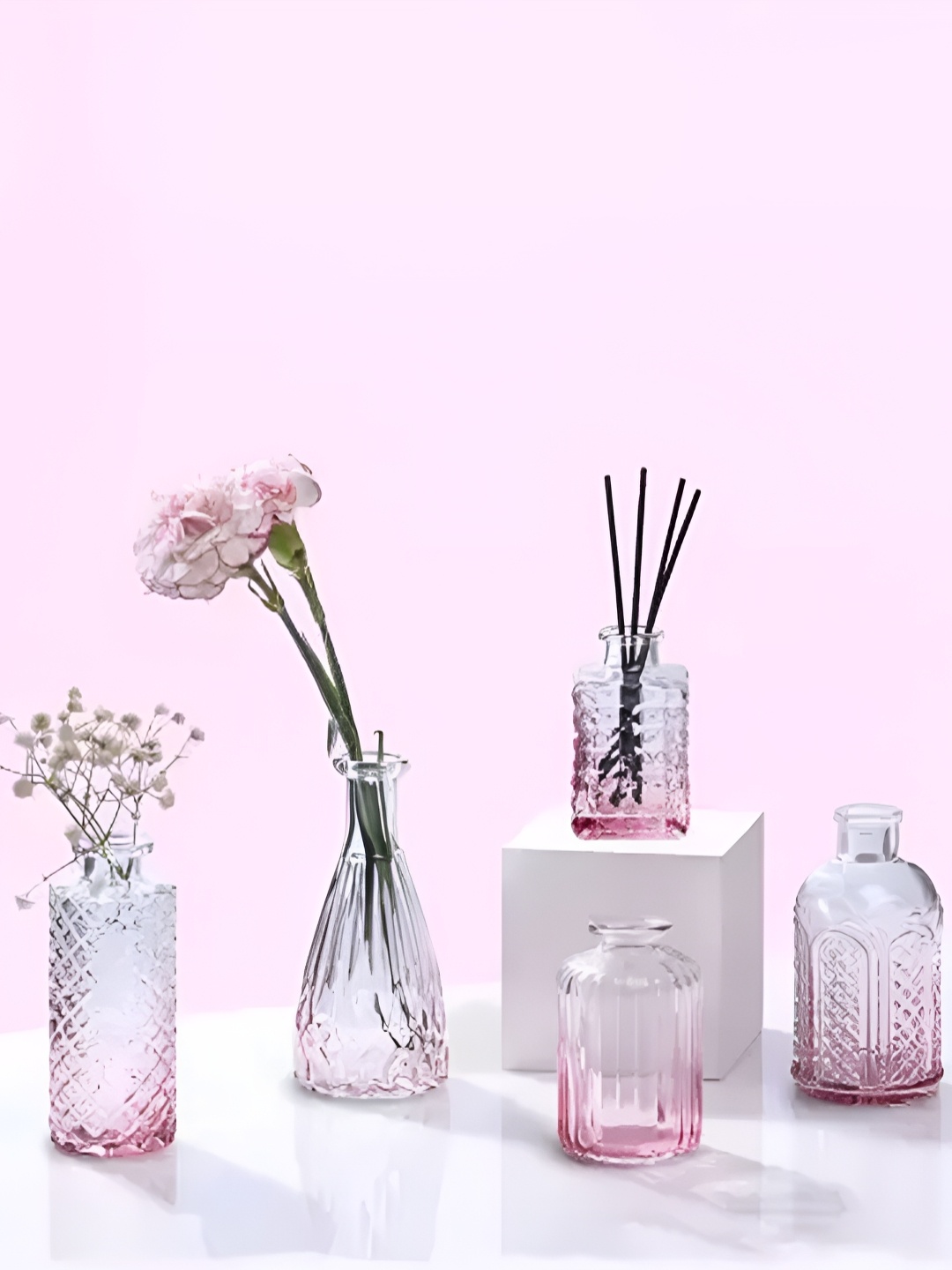 

Art Street Pink 5 Pieces Crystal Clear Bud Flower Vases