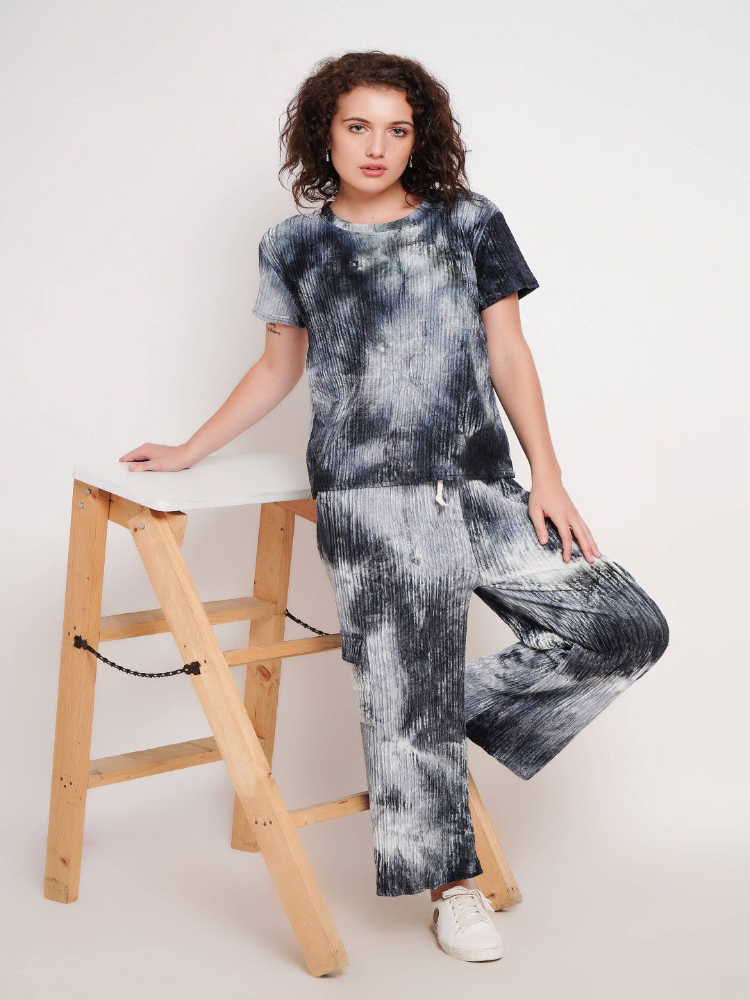 

Lugo Dyed Top And Trousers, Black