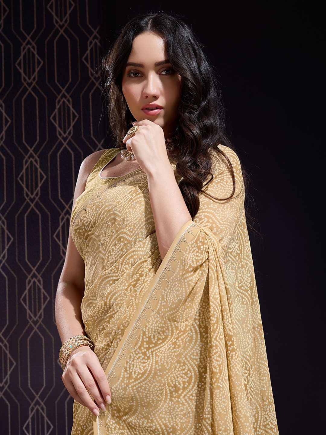 

Mitera Bandhani Poly Chiffon Saree, Beige