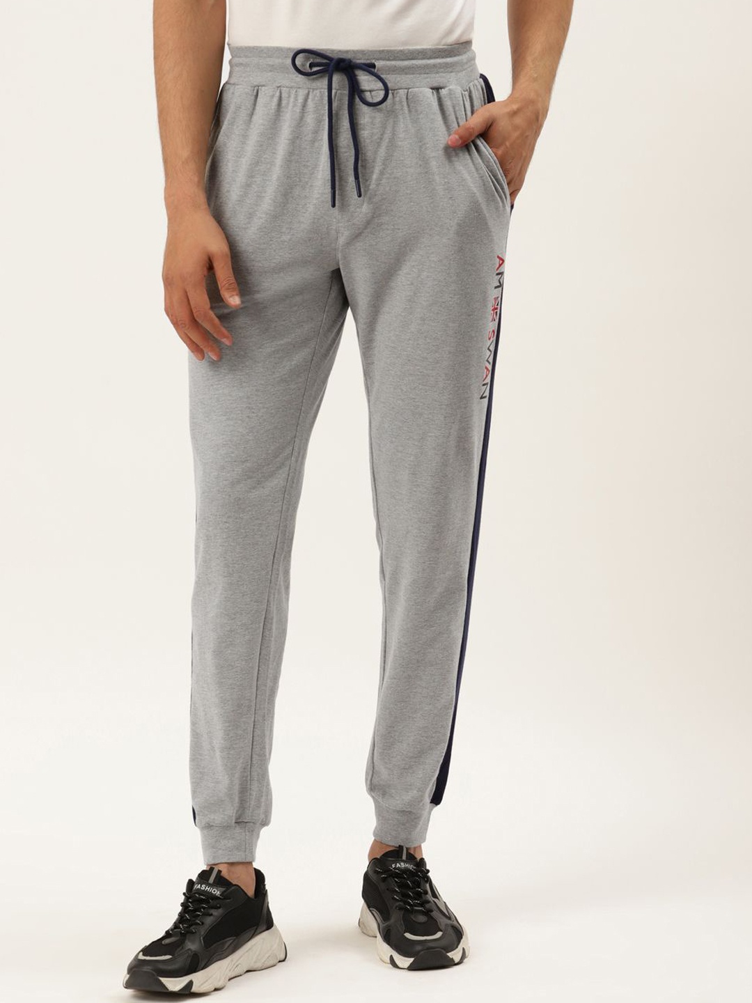 

AMSWAN Men Printed Cotton Mid-Rise Joggers, Grey