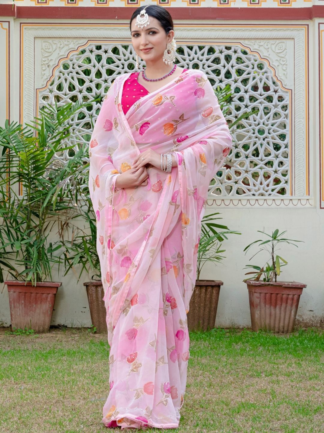 

PRETTY PALLU Floral Printed Beads and Stones Pure Georgette Bagh Saree, Pink