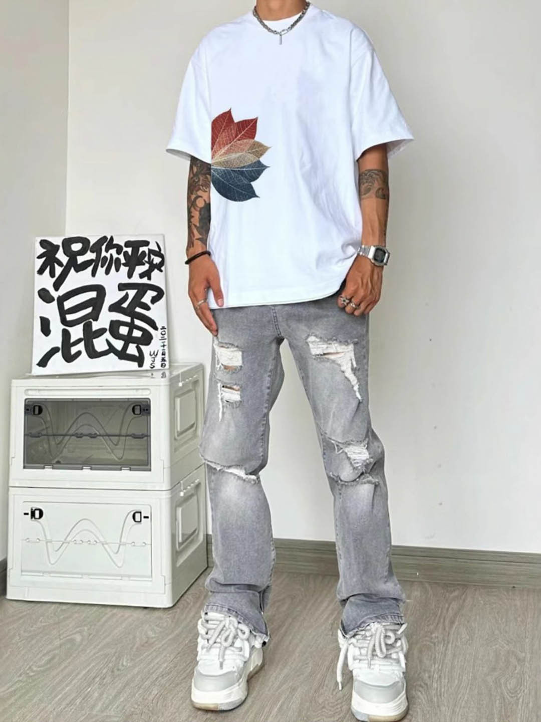 

StyleCast x Revolte Men Printed Tropical Raw Edge T-shirt, White