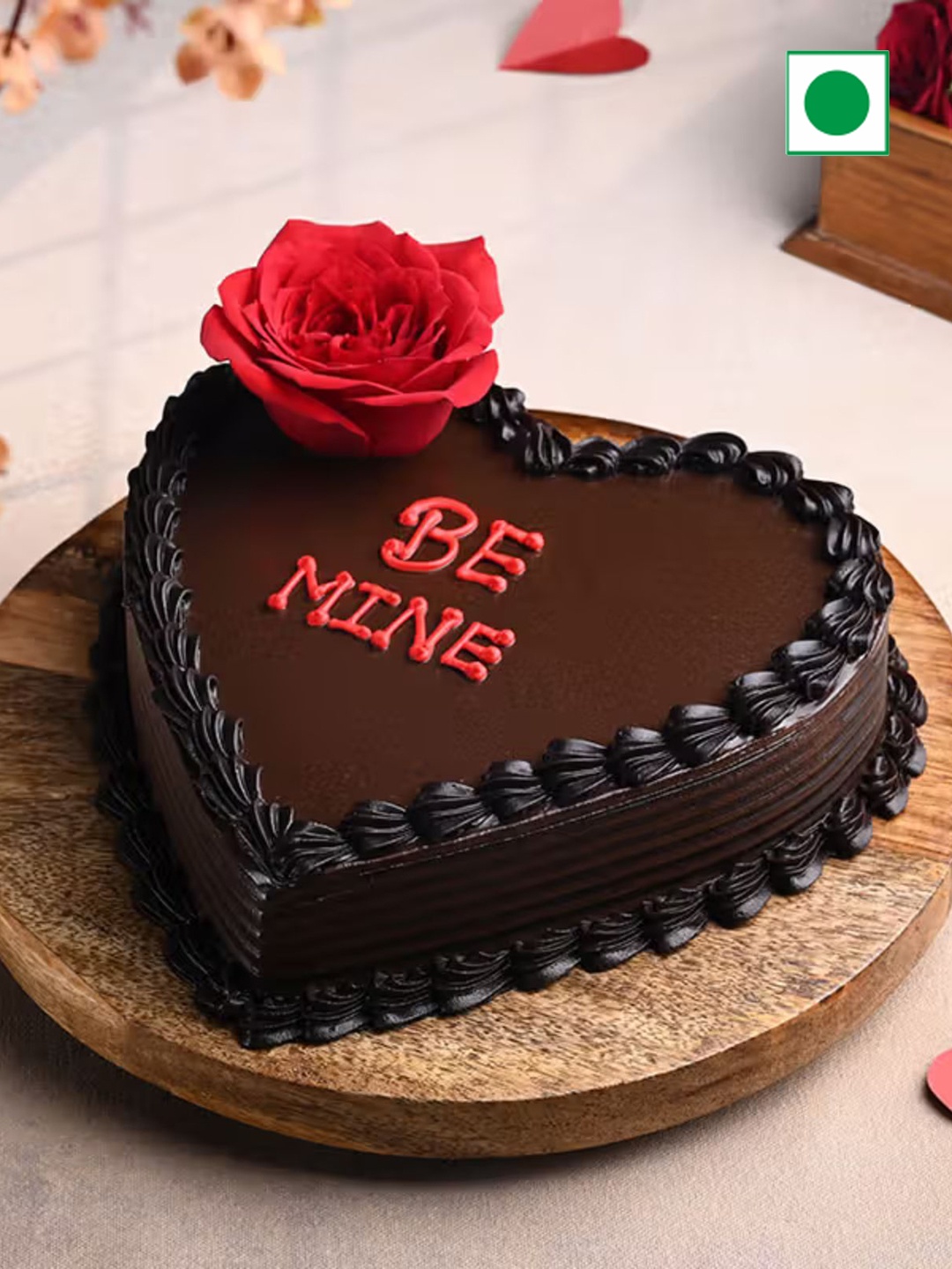

Floweraura Chocolate Flavor Eggless Heart Cake3Kg, Brown