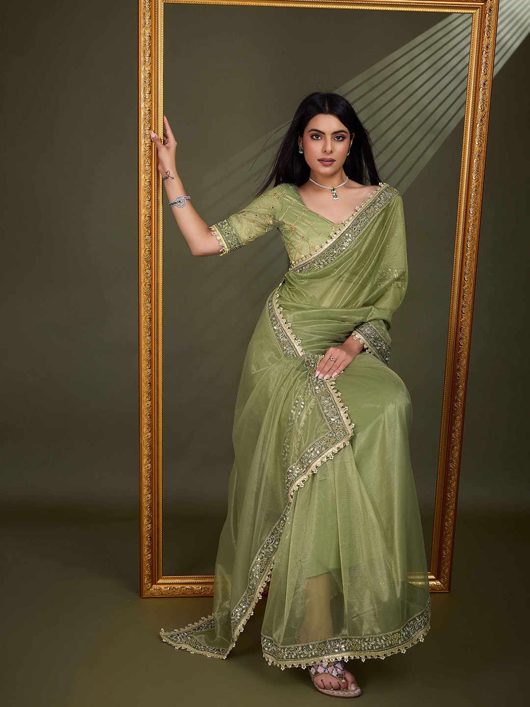 

Blissta Mirror Work Net Saree, Green