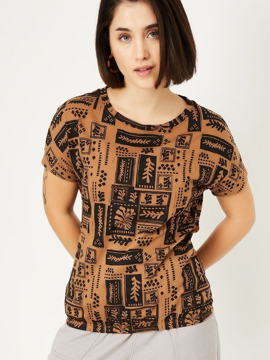 

max Women Graphic Printed Round Neck Cotton T-shirt, Brown