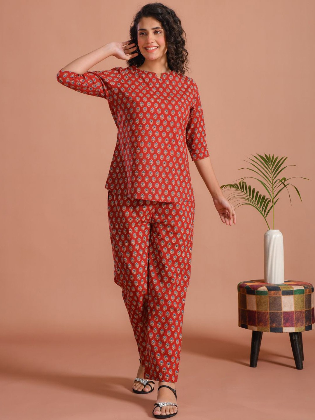 

SANSKRUTIHOMES Printed Pure Cotton Top With Trousers Co-Ords, Red