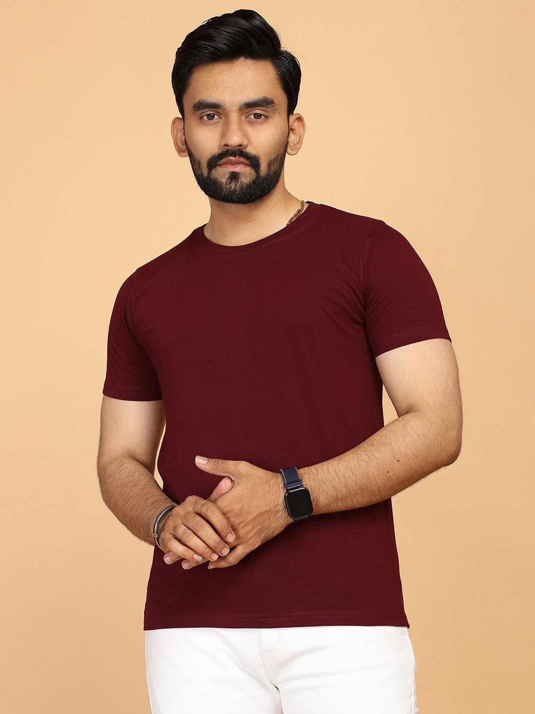 

FABRIPPLE Men Solid Round Neck Cotton T-shirt, Maroon