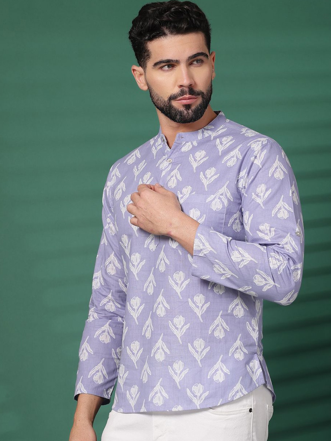 

Sangria Lavender Floral Printed Mandarin Collar Cotton Short Kurta