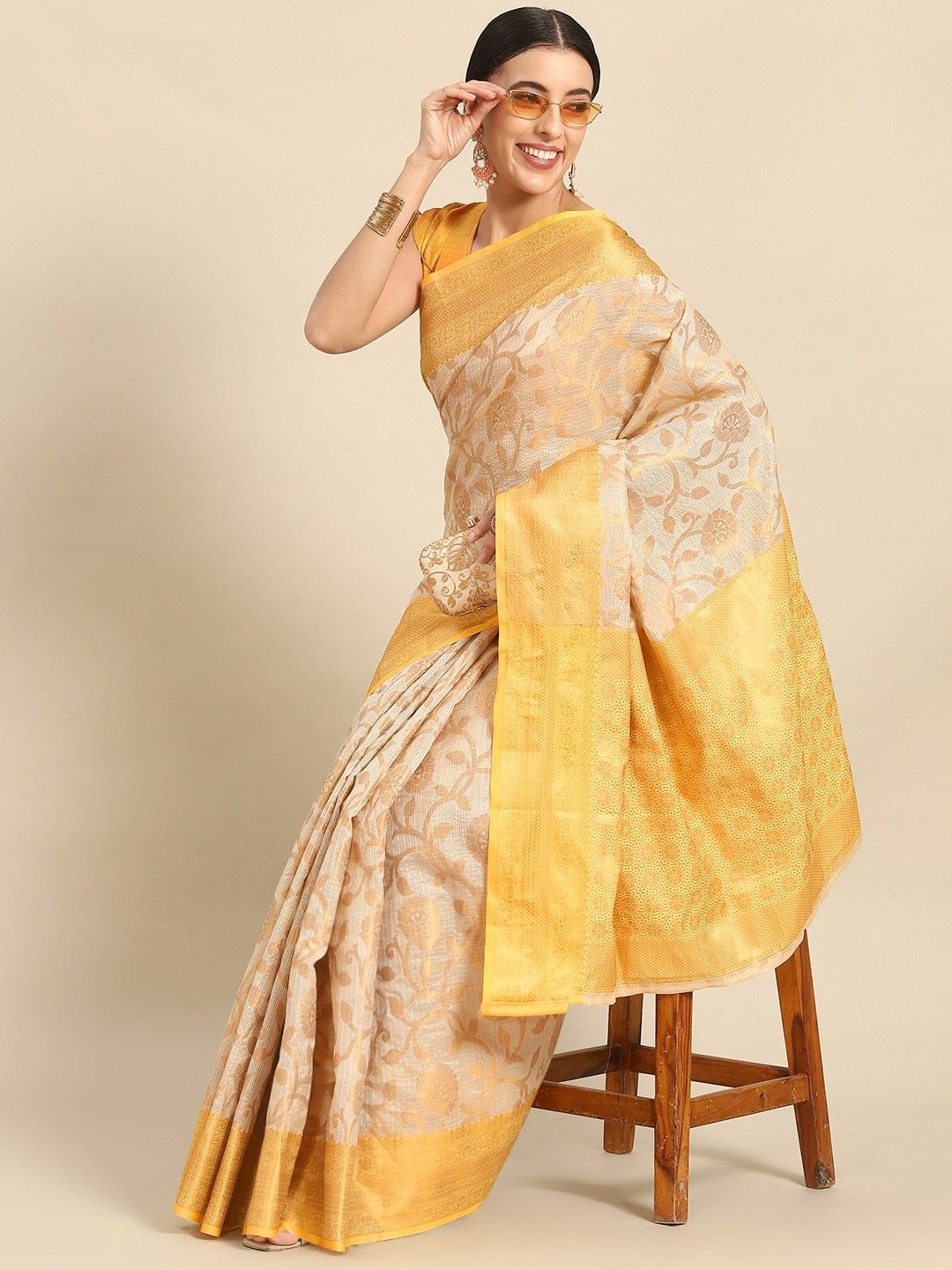 

DIVASTRI Woven Design Zari Silk Blend Kota Saree, Cream