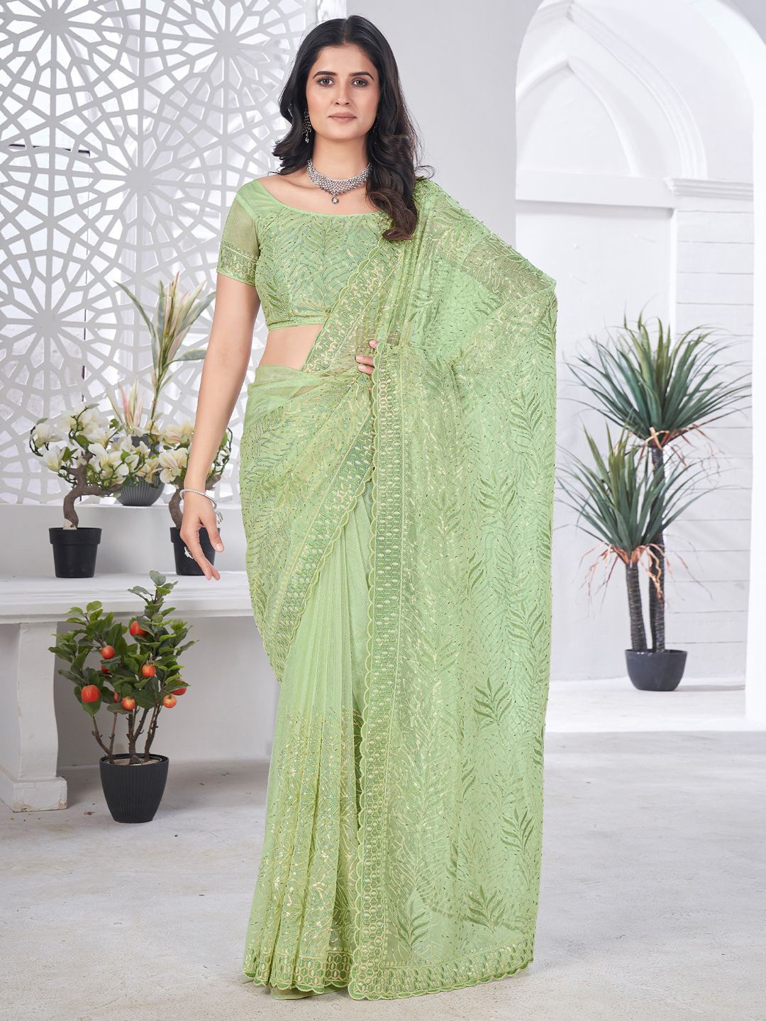 

Anouk Embellished Sequinned Net Saree, Green
