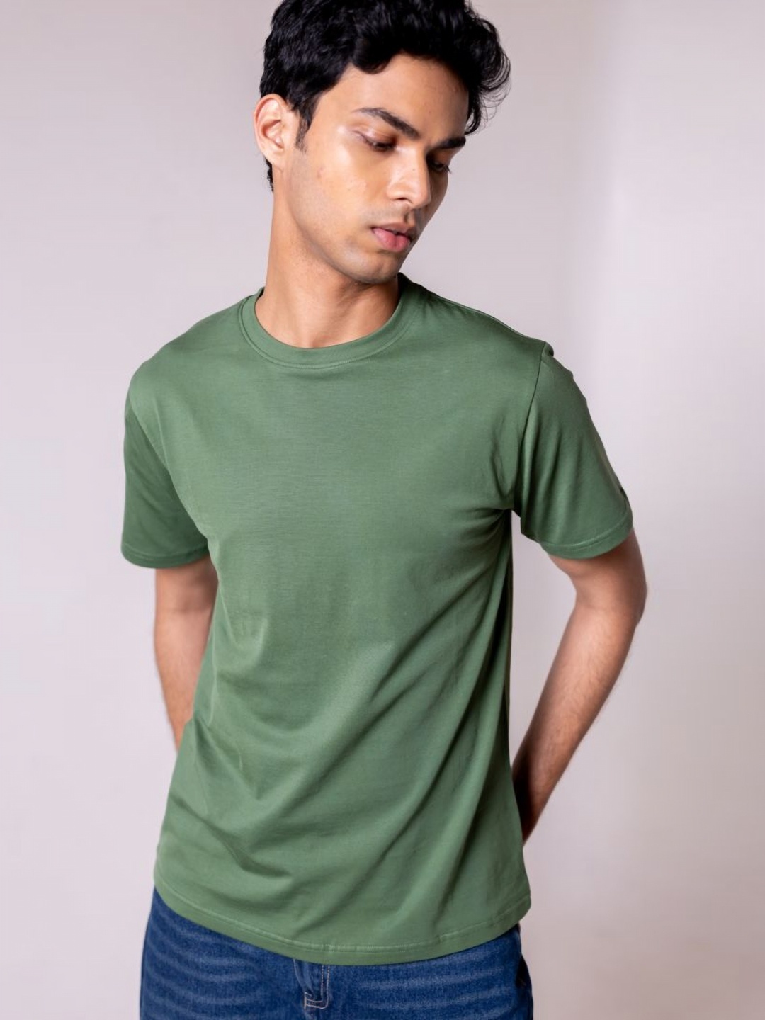 

Minus One Men Solid Round Neck Cotton T-shirt, Olive
