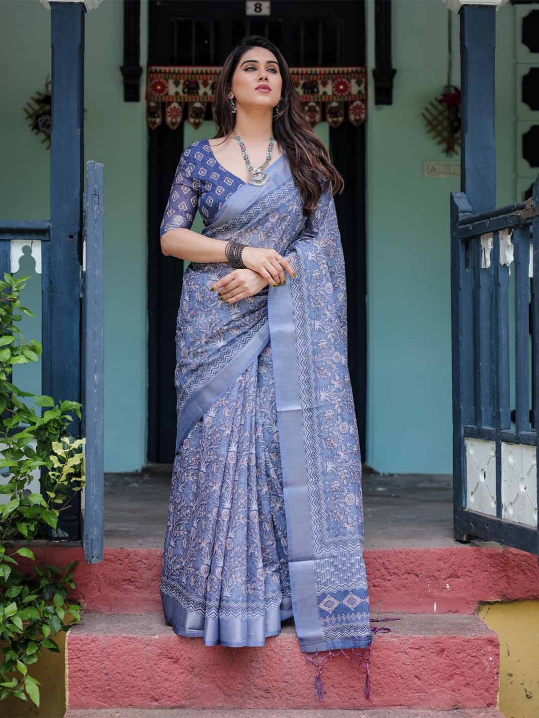 

ALMAARI FASHION Floral Zari Pure Linen Banarasi Saree, Blue