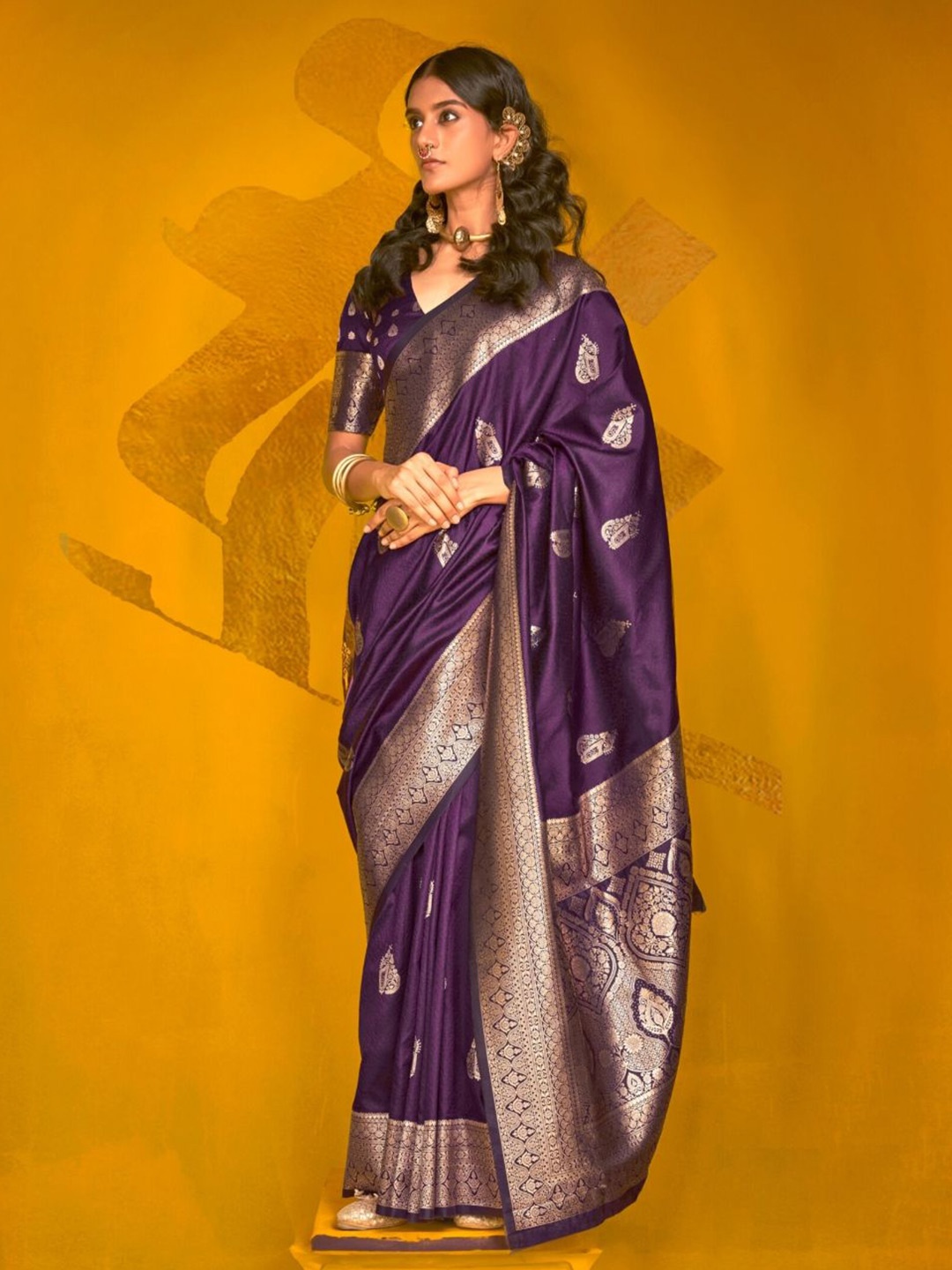 

PEENGAX Women Ethnic Motifs Zari Pure Silk Banarasi Saree, Purple