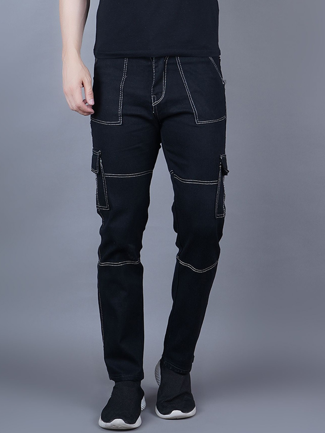 

LINARIA Men Classic Slash Knee Jeans, Black