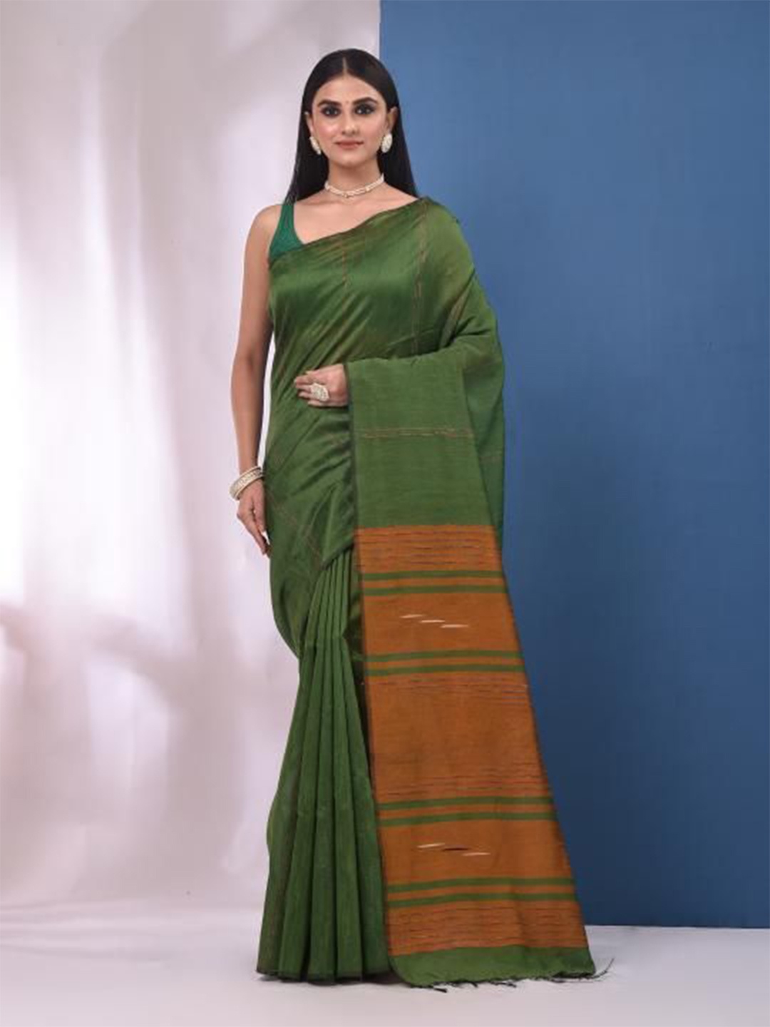 

VIBHAVARI Saree, Green