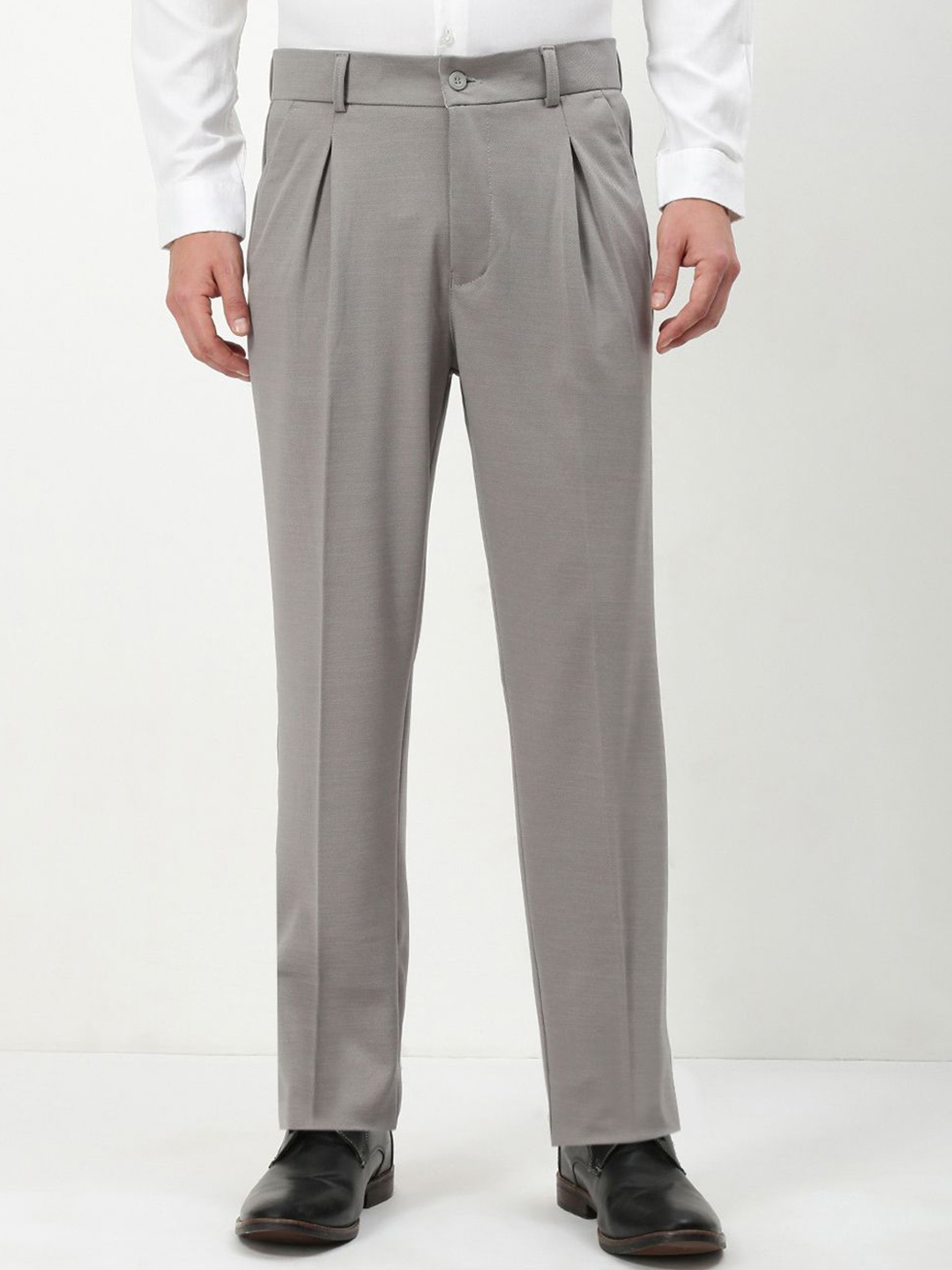 

SHOWOFF Men Comfort Low-Rise Pleated Formal Trousers, Grey