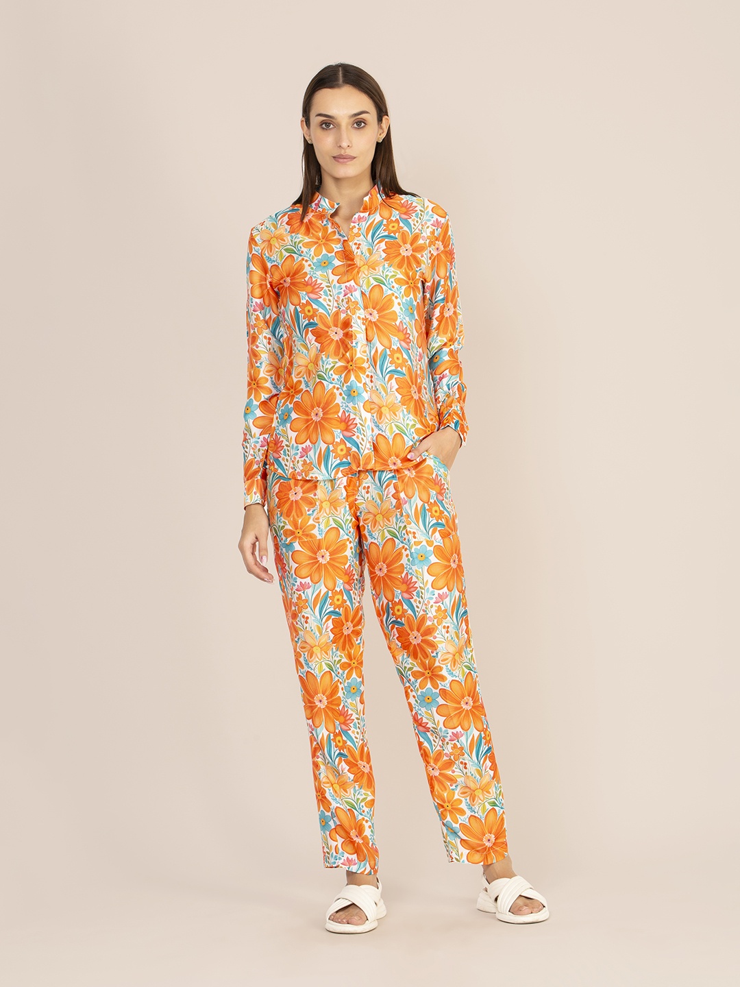 

AMSWAN Floral Printed Mandarin Collar Shirt With Trousers, Orange