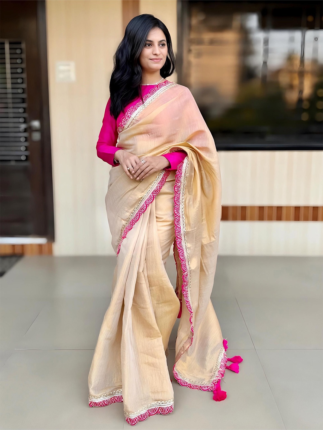

HMP Fashion Saree with Blouse Piece, Off white