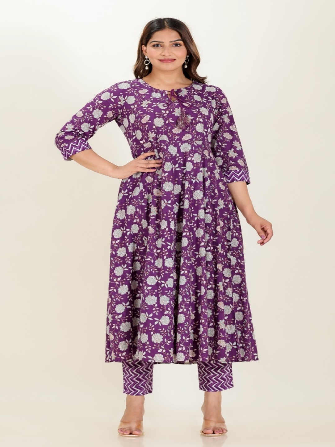 

Aramya Floral Printed Round Neck Pure Cotton Anarkali Kurta with Trousers, Purple