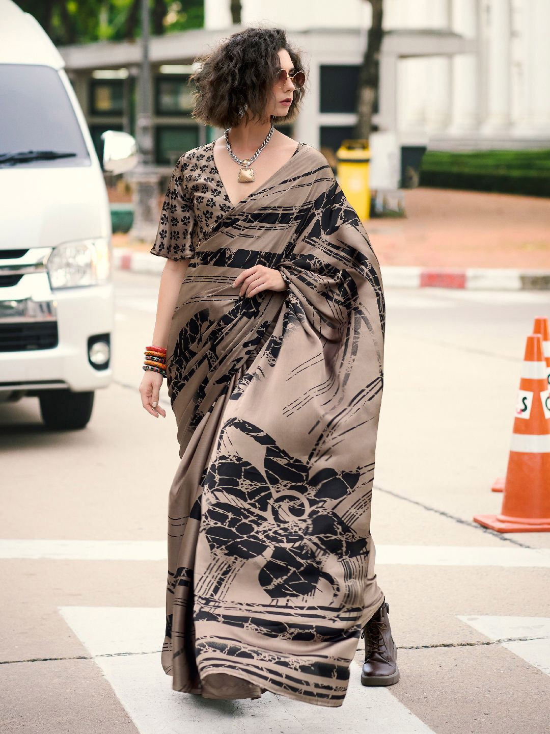 

LeeliPeeri Designer Satin Abstract Printed Saree, Coffee brown