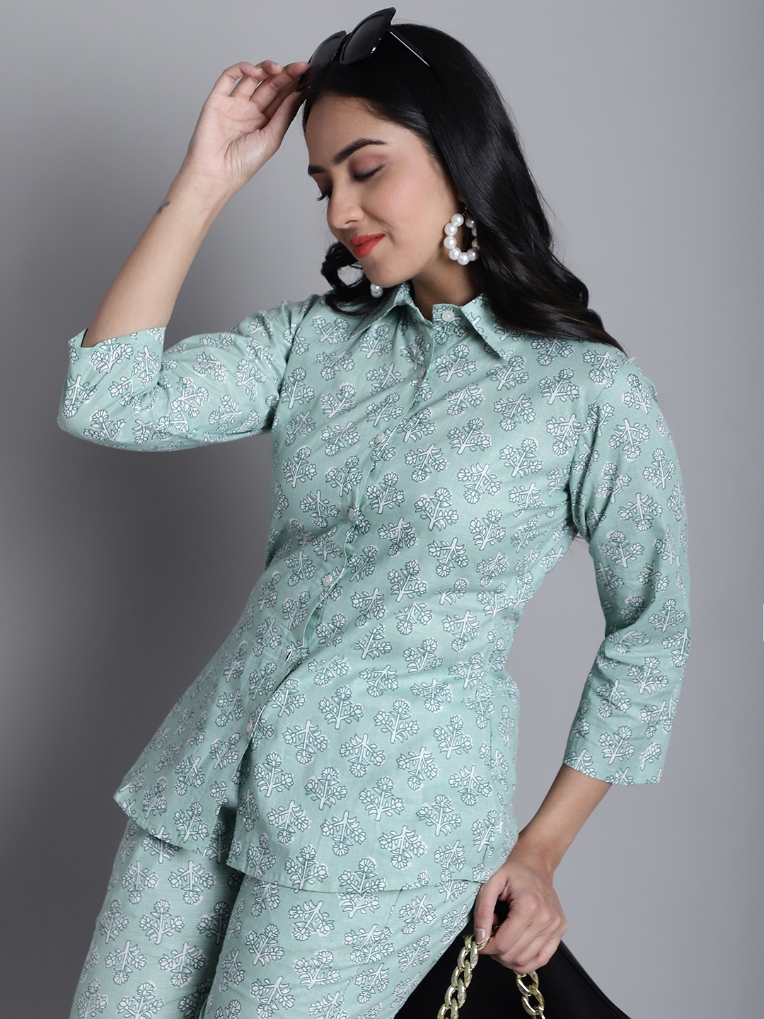 

JAINISH Floral Printed Shirt Collar Pure Cotton Shirt And Trousers, Green