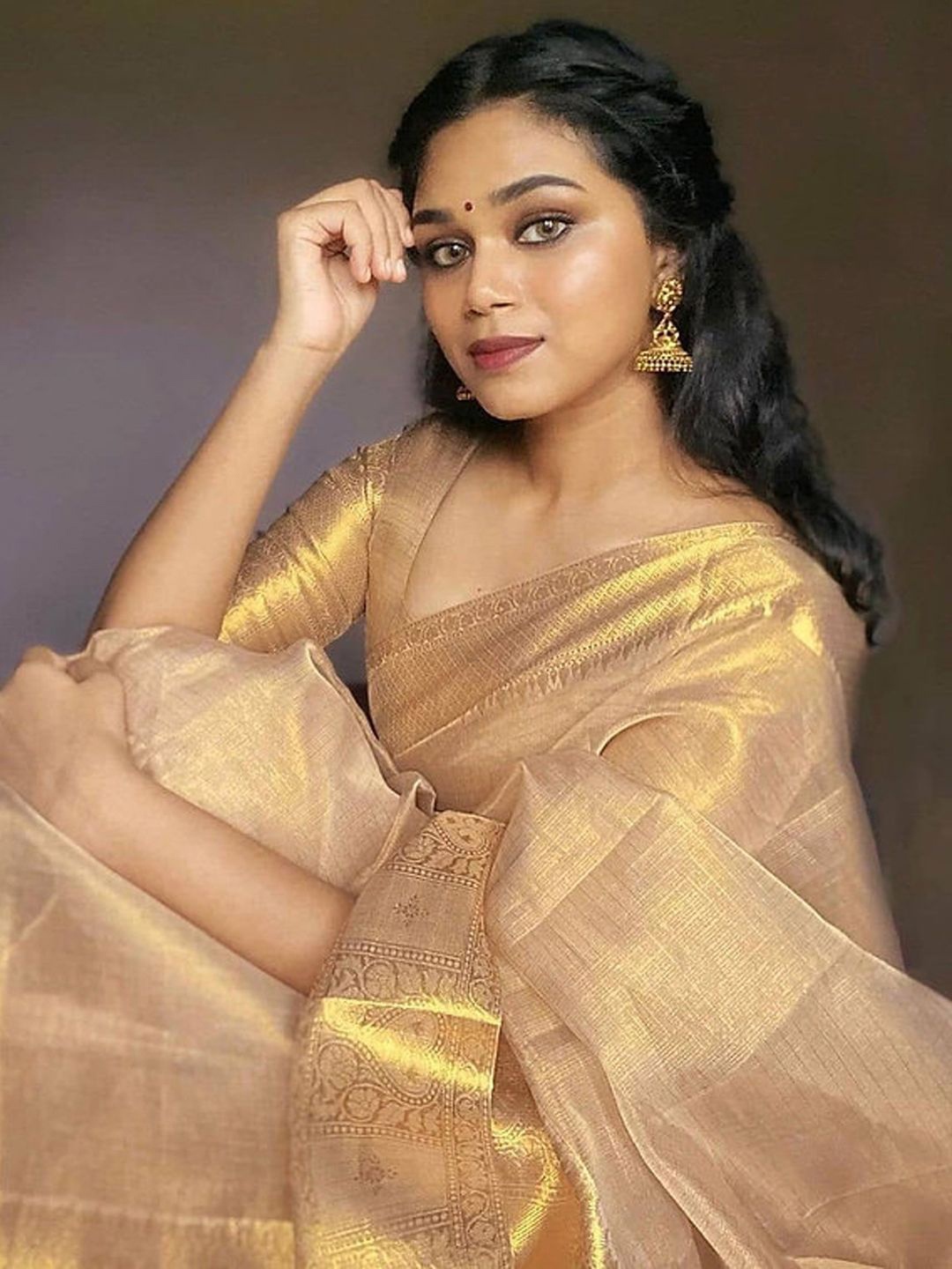 

DIVASTRI Ethnic Motifs Zari Banarasi Saree, Gold