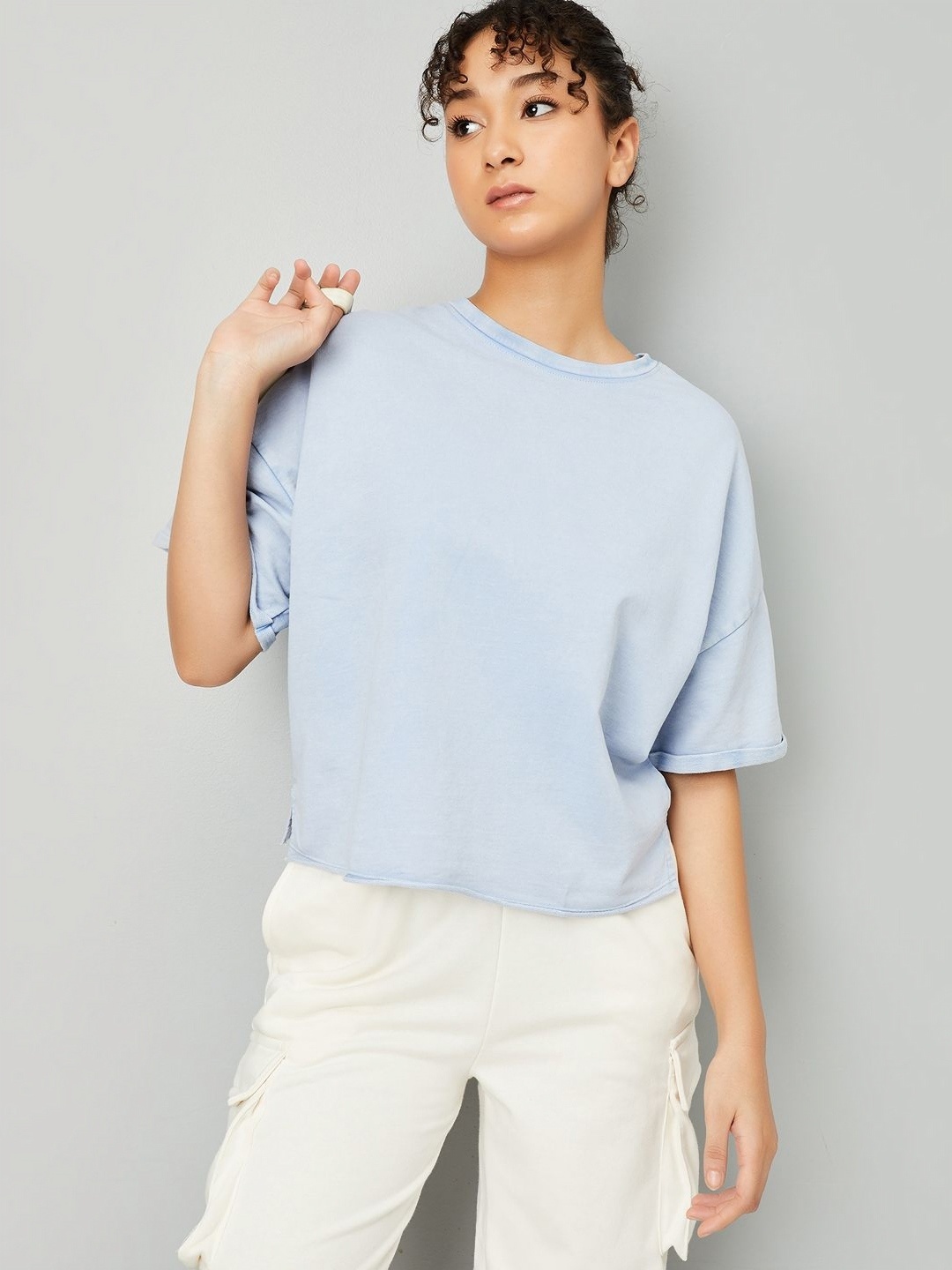 

max Women Solid Round Neck Cotton T-shirt, Blue
