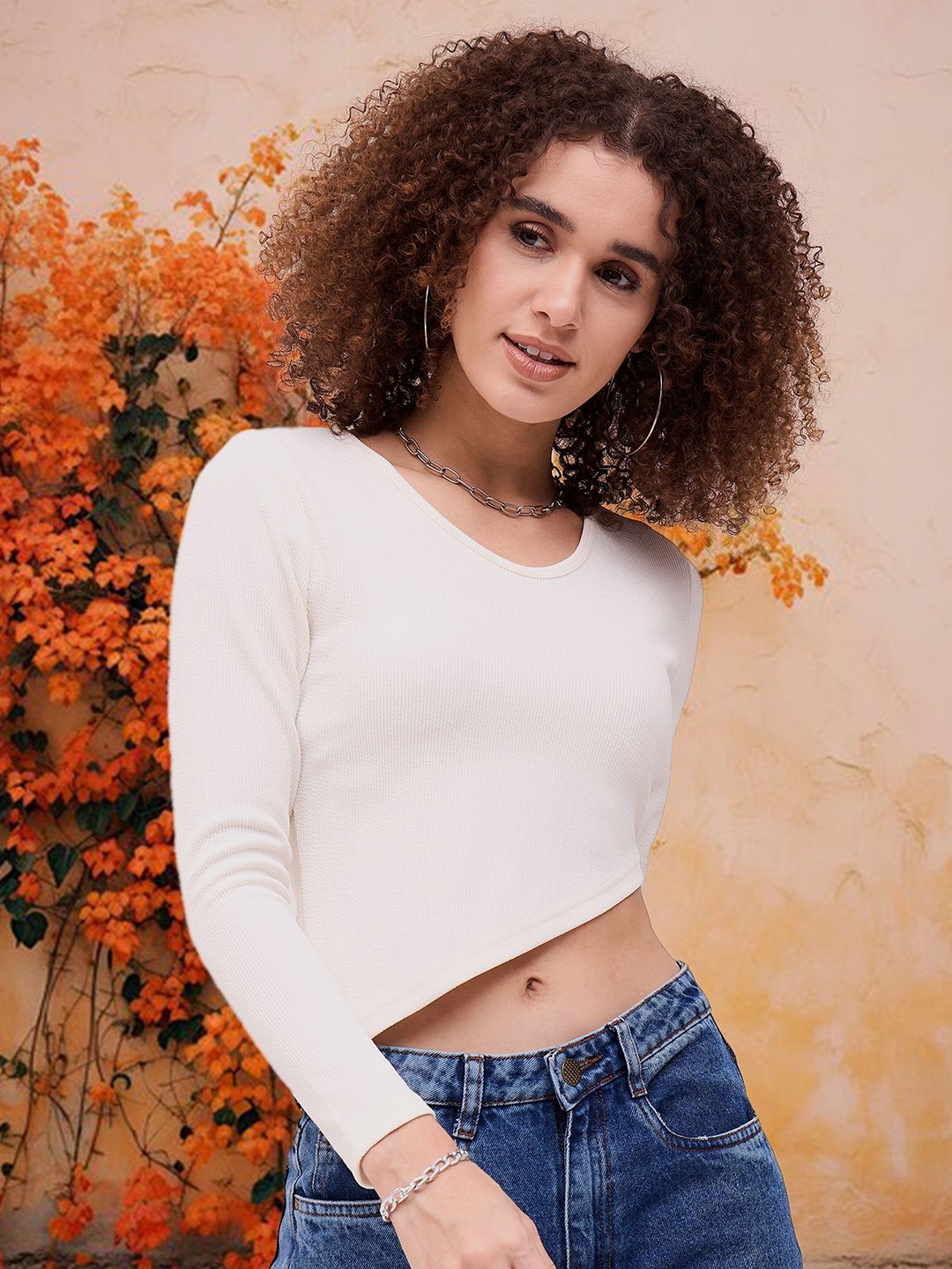 

DressBerry Women Asymmetric Hem Crop Top, White