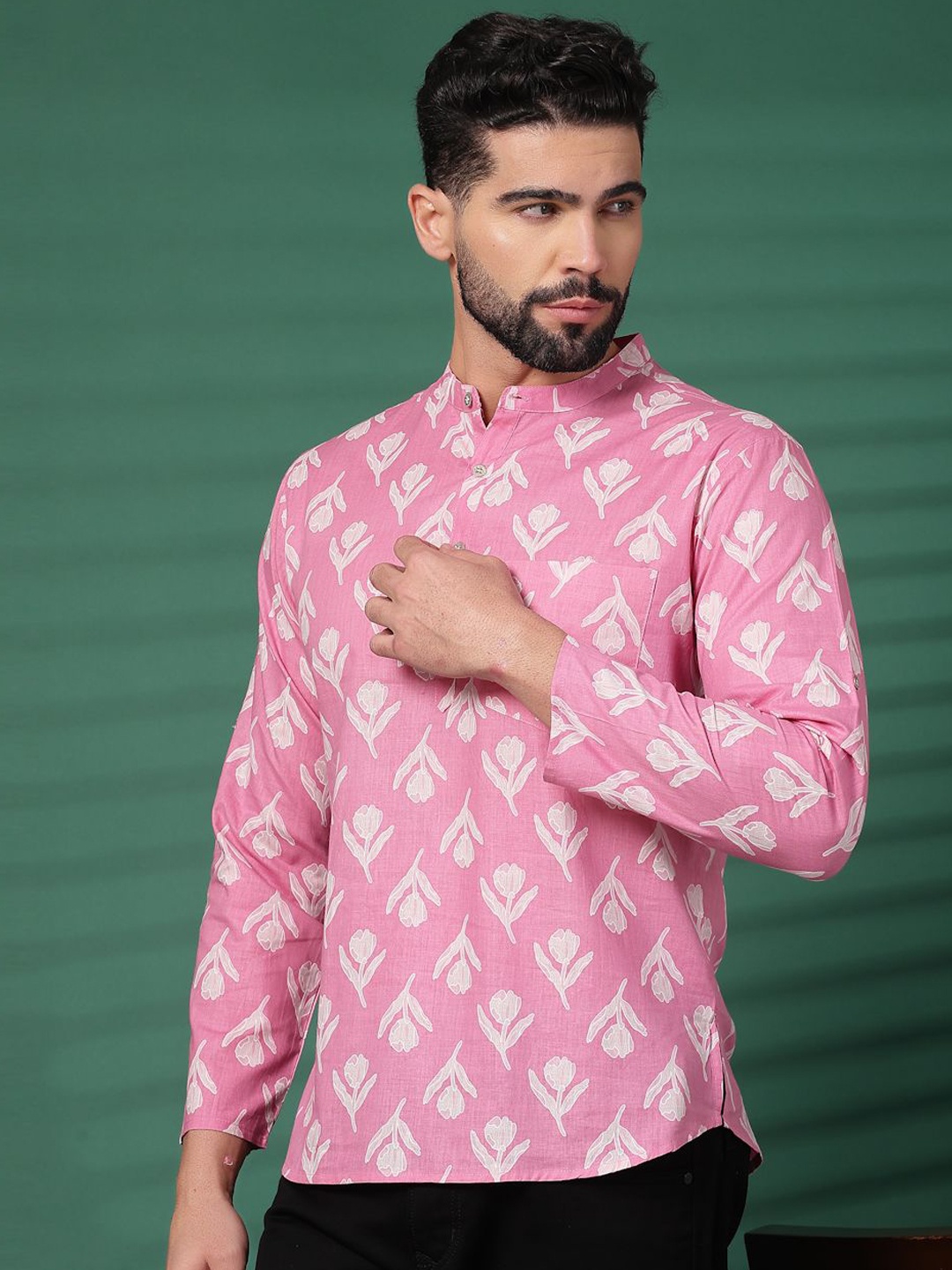

Sangria Pink Floral Printed Mandarin Collar Cotton Short Kurta