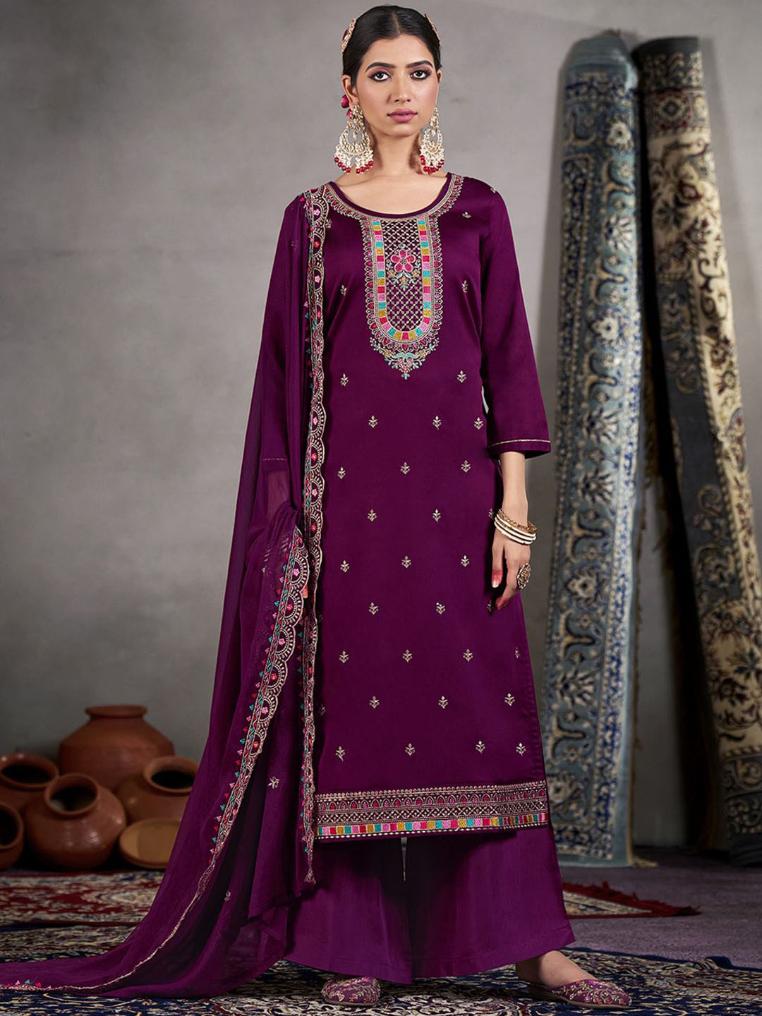 

Anouk Embroidered Unstitched Dress Material, Burgundy