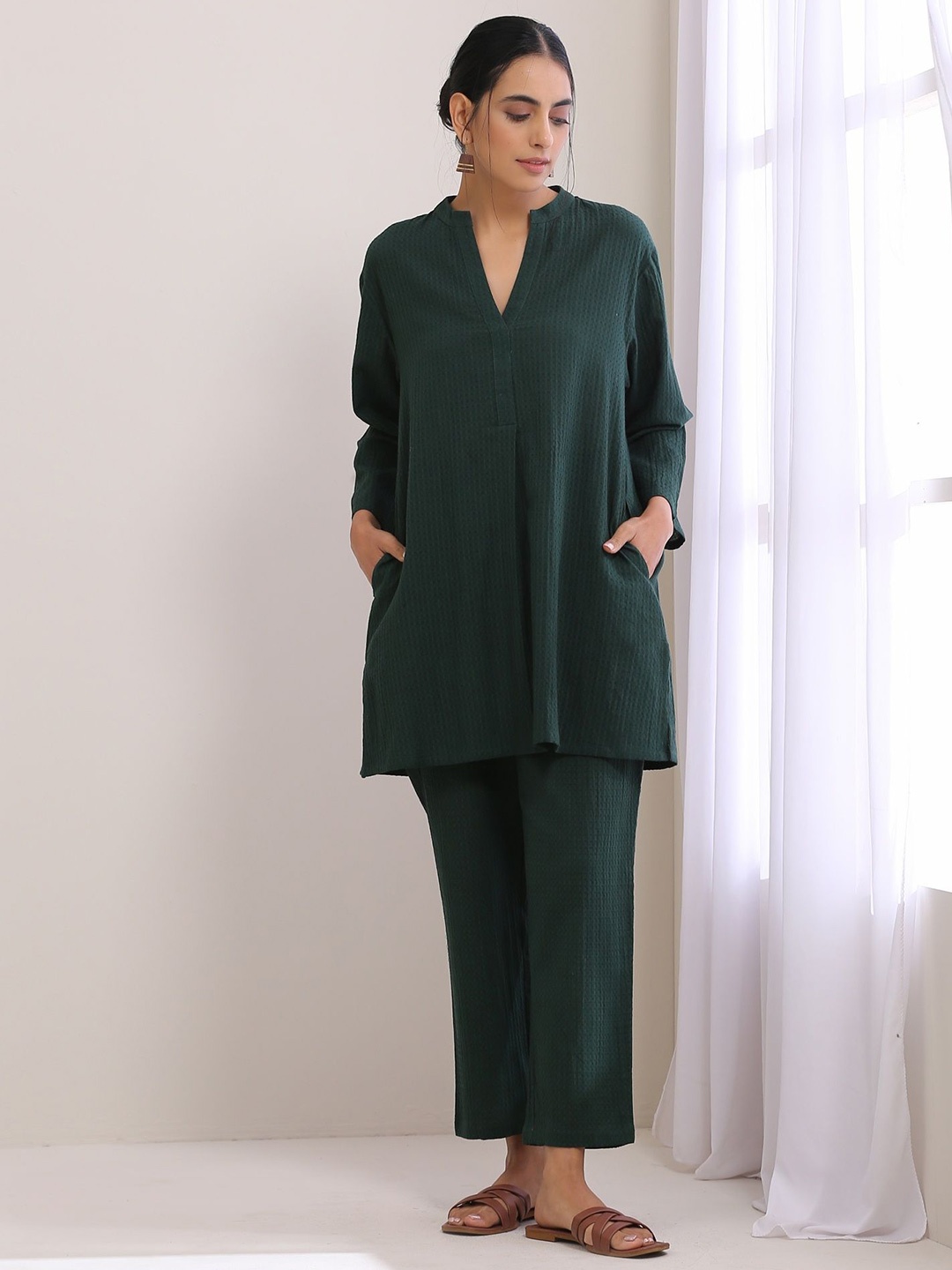 

trueBrowns Dark Green Dobby Pure Cotton Relaxed Fit Co-Ords