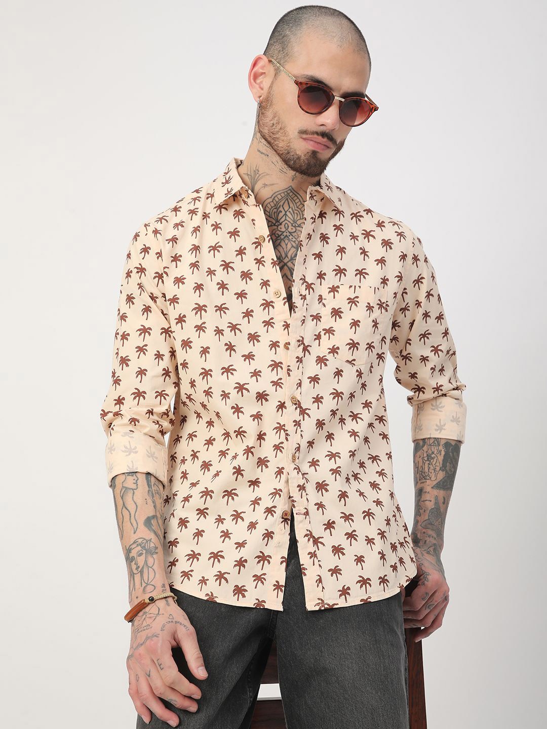 

VASTRADO Men Classic Slim Fit Floral Opaque Printed Casual Shirt, Peach