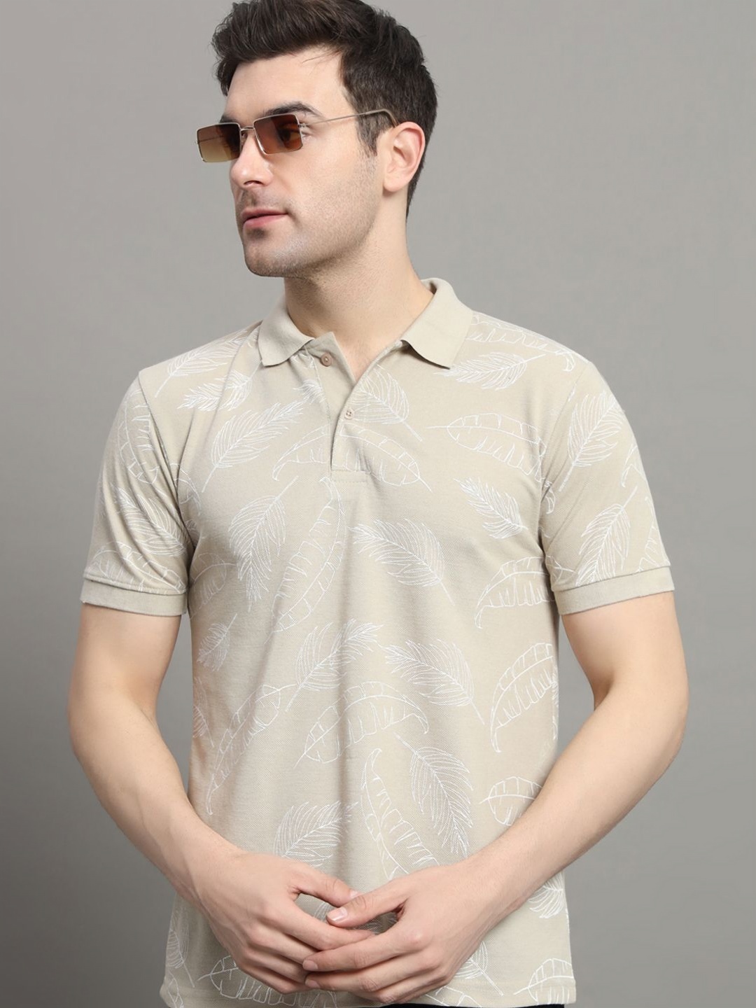 

MXN Men Floral Printed Polo Collar Cotton T-shirt, Beige