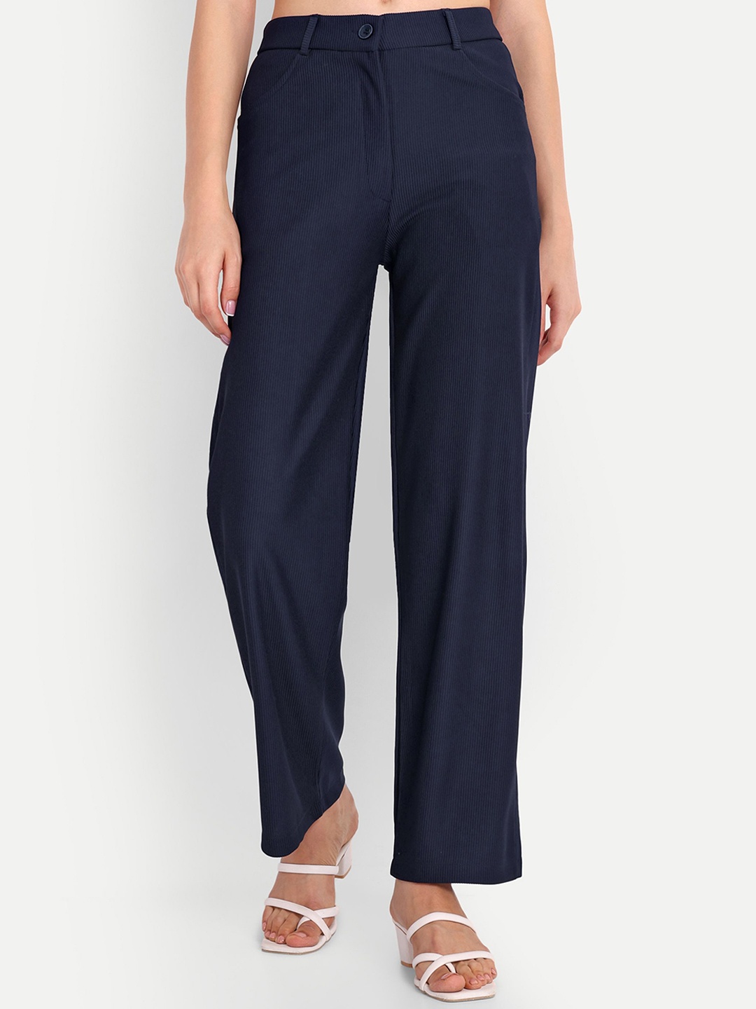

FNOCKS Women Relaxed Loose Fit High-Rise Trousers, Navy blue