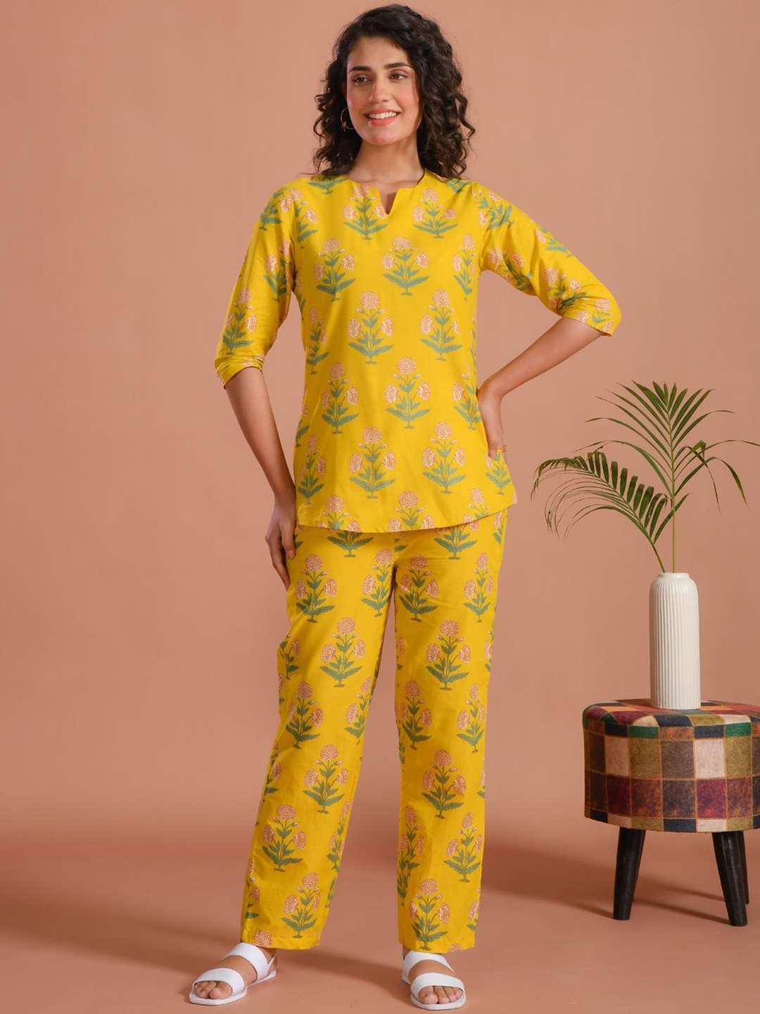 

SANSKRUTIHOMES Printed Round Neck Pure Cotton Top With Trousers Co-Ords, Yellow