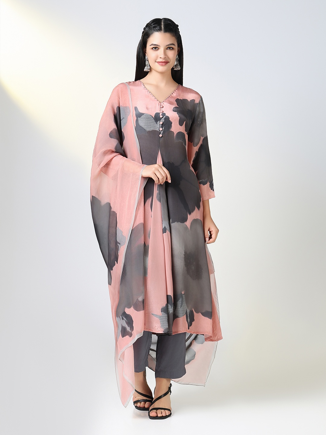 

SHOWOFF Floral Printed V-Neck Beads and Stones A-Line Kurta With Trousers And Dupatta, Peach