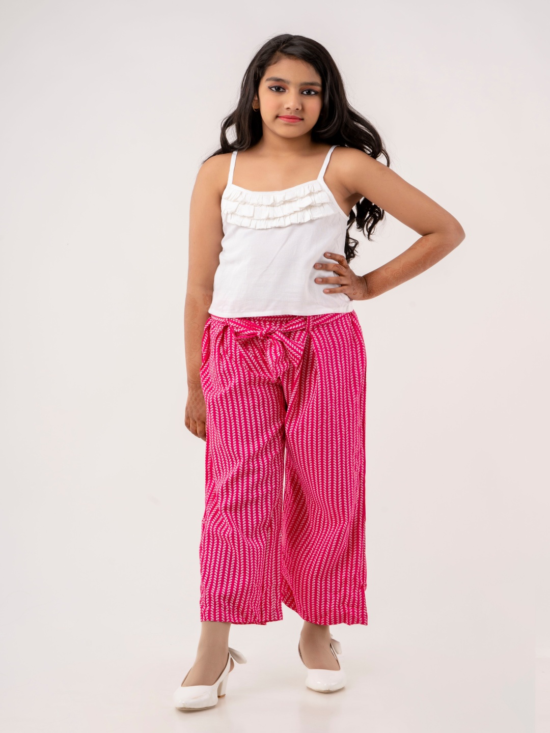 

TUNIYA Girls Cotton Blend Shoulder Straps Top With Trousers, Pink