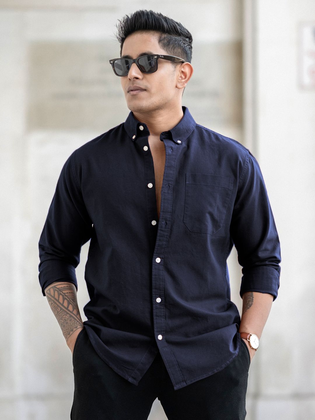 

Powerlook Men Regular Fit Button-Down Collar Solid Cotton Casual Shirt, Navy blue