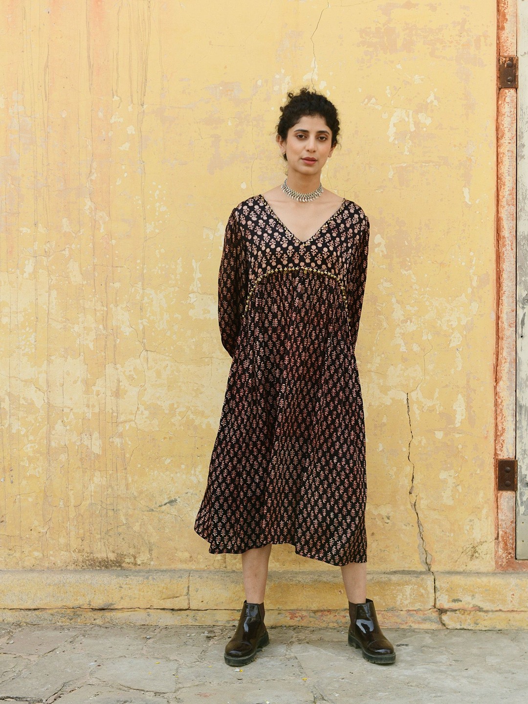 

SHILPI HANDICRAFTS Floral Print Satin A-Line Midi Dress, Black