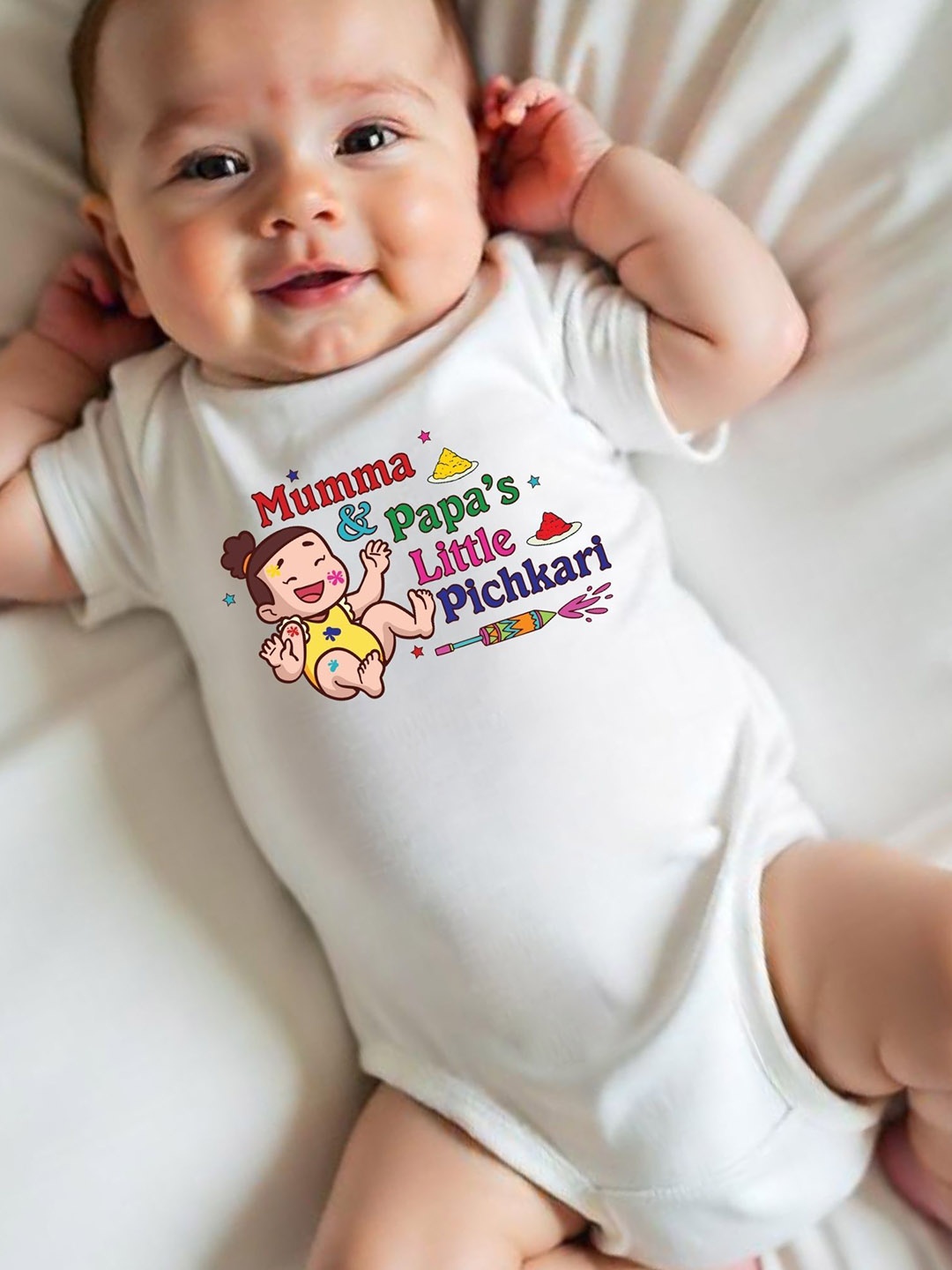 

KNITROOT Infants Mumma & Papa's Little Pichkari Printed Bodysuit, White