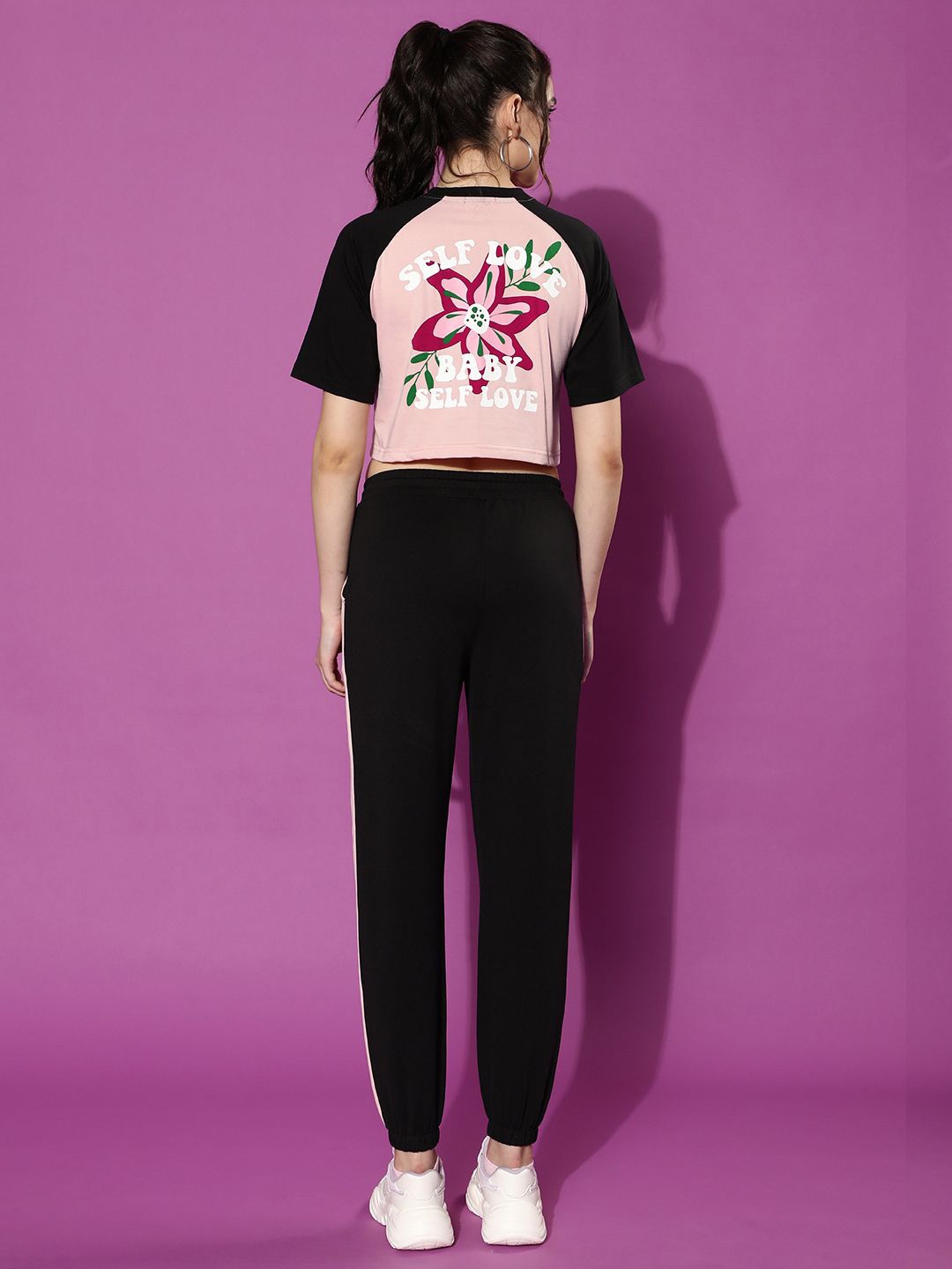 

JUNEBERRY Pink and Black Back Printed V-Neck Crop Top With Trouser Co-Ords