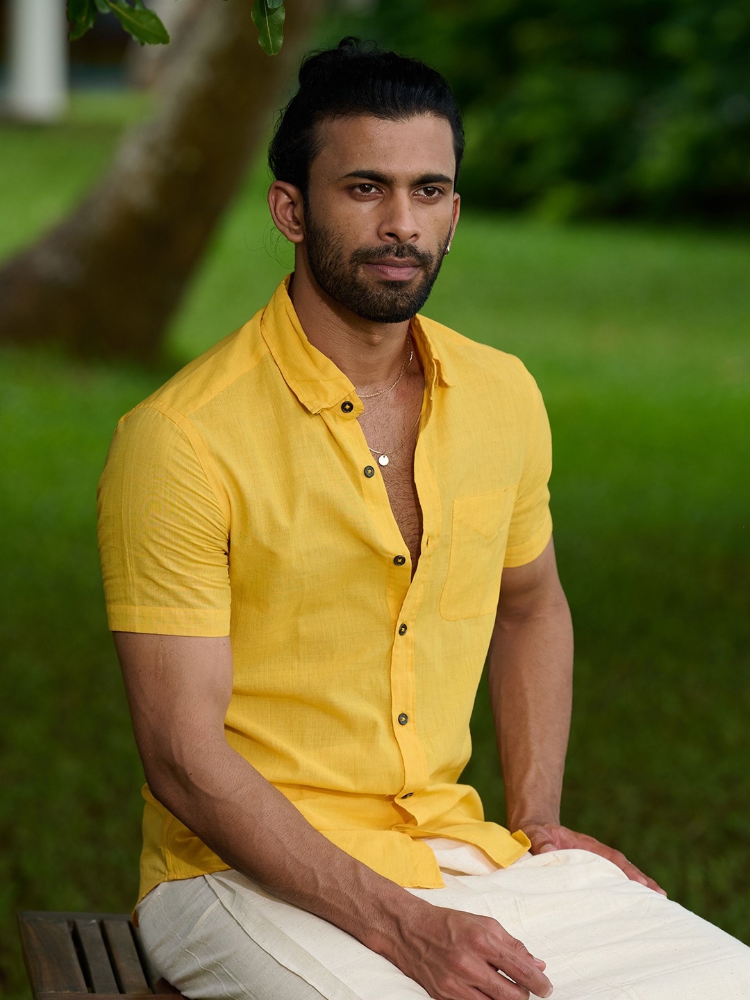 

Seamstress Men Classic Fit Spread Collar Solid Cotton Casual Shirt, Yellow