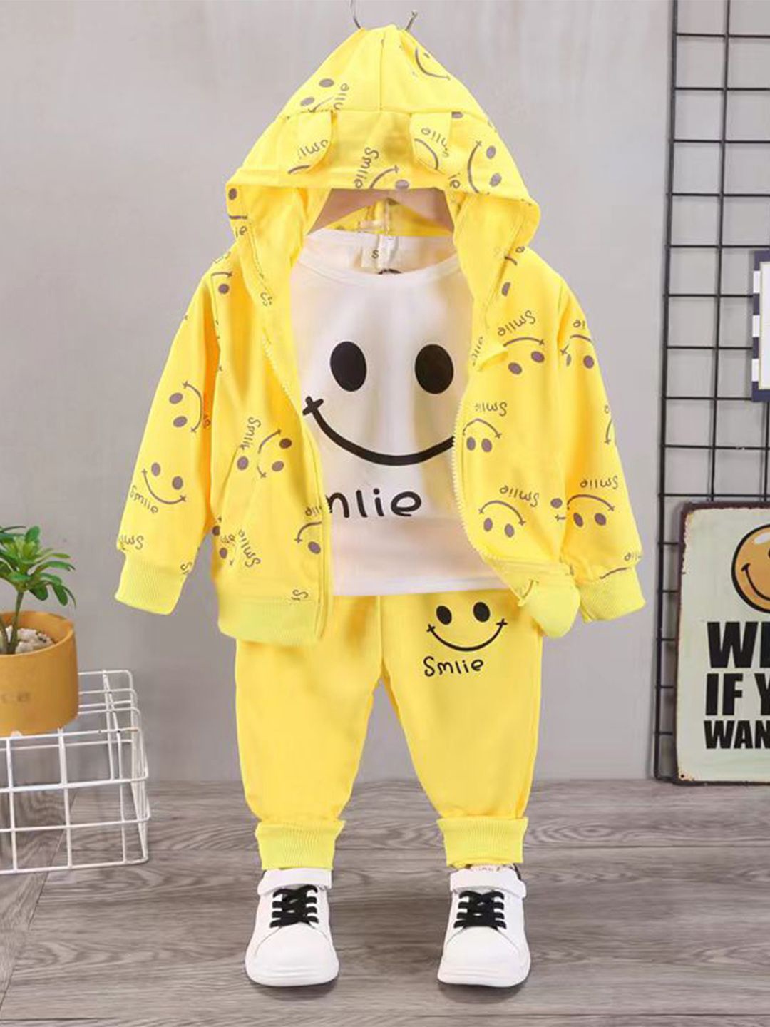 

Bold N Elegant Girls Printed Hooded Zipper Jacket With T-shirt And Joggers, Yellow